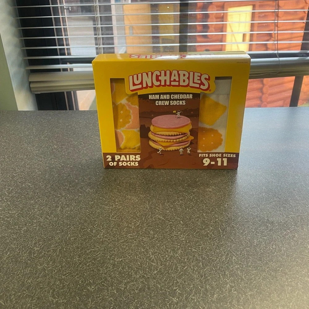 Lunchables Mad Engine ham cheddar crew socks 2 pair NIB